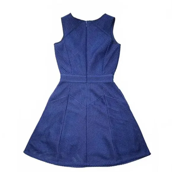 Reiss Topaz Blue Textured Fit & Flare Dress Sleeveless - Picture 3 of 9